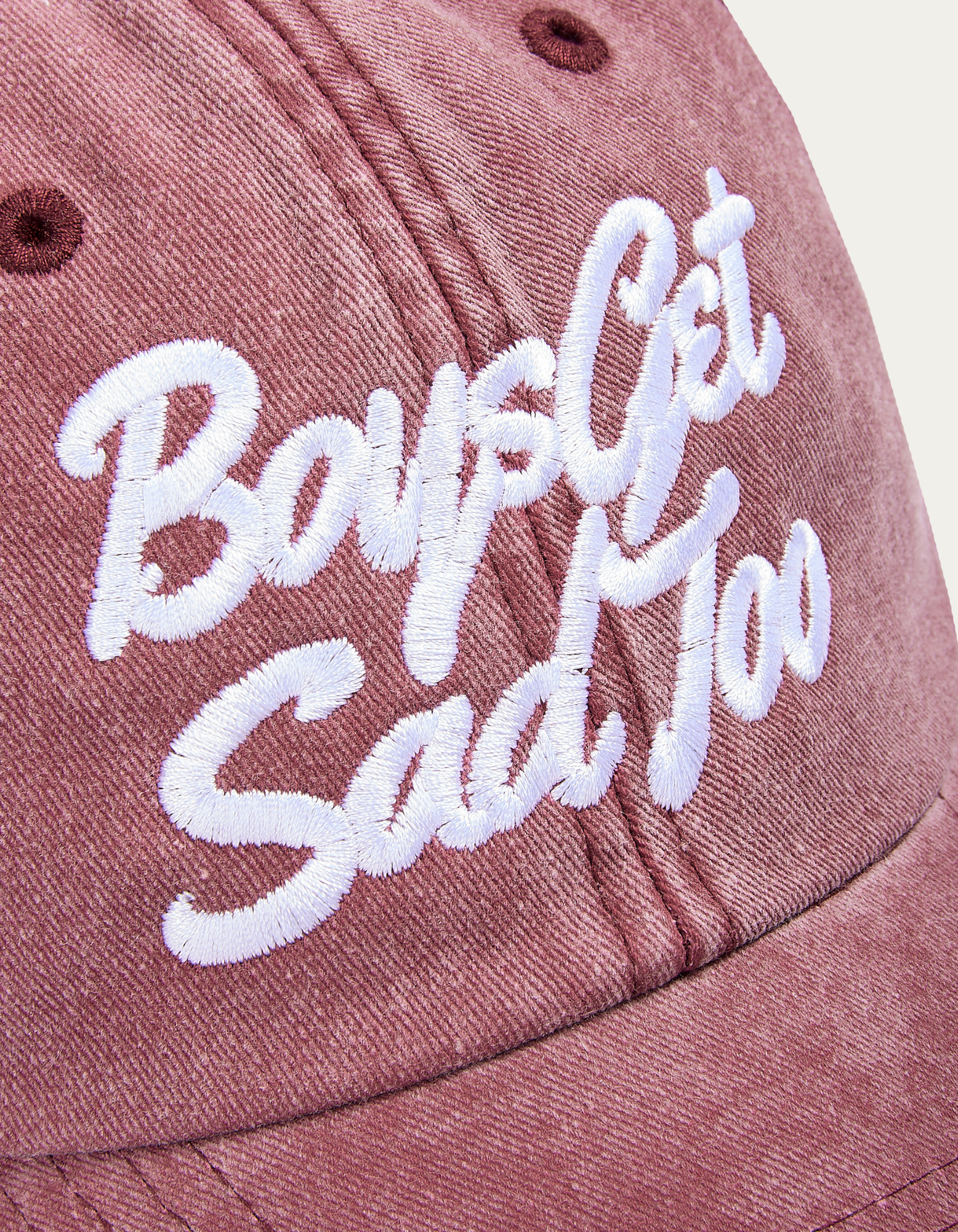 SCRIPT VINTAGE RED 6-PANEL CAP